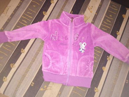 Mikinka velurova, 98