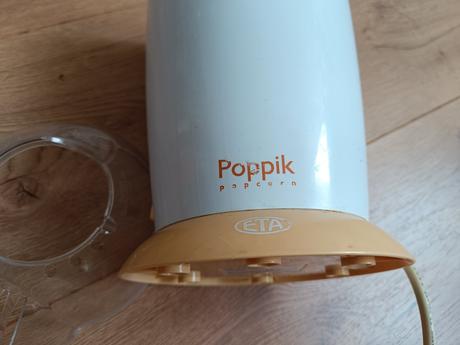 Popkornovac poppik eta, eta