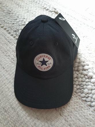 Converse šiltovka, converse