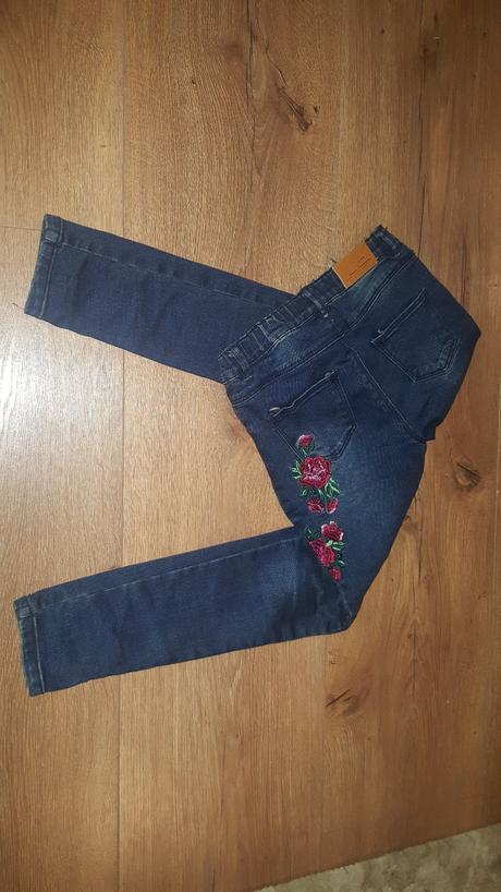 Rifle s vysivkou, reserved,104