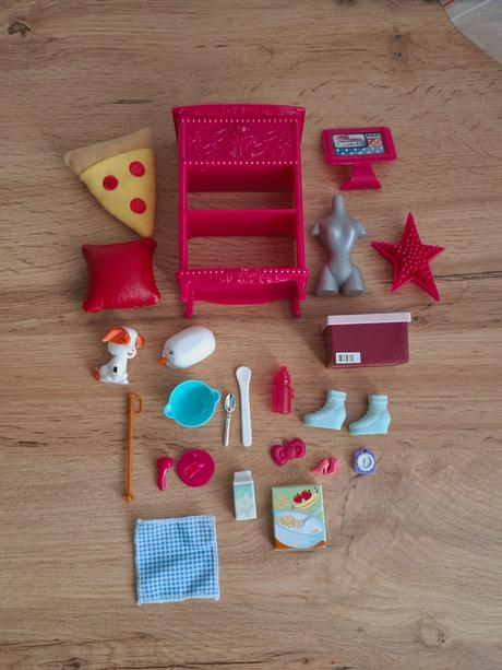 Bratz yasmin obchod + doplnky, 