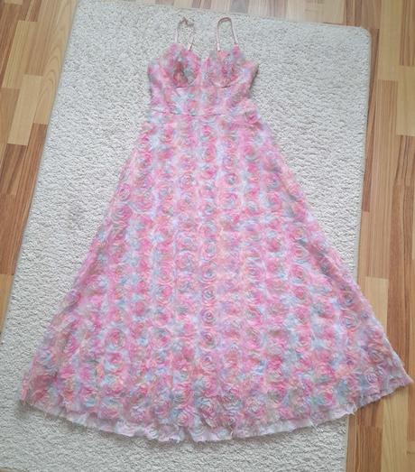 Tylové spoločenské šaty, m