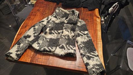 Kabát do pásu krátky, s