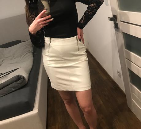 Dámska sukňa, 38
