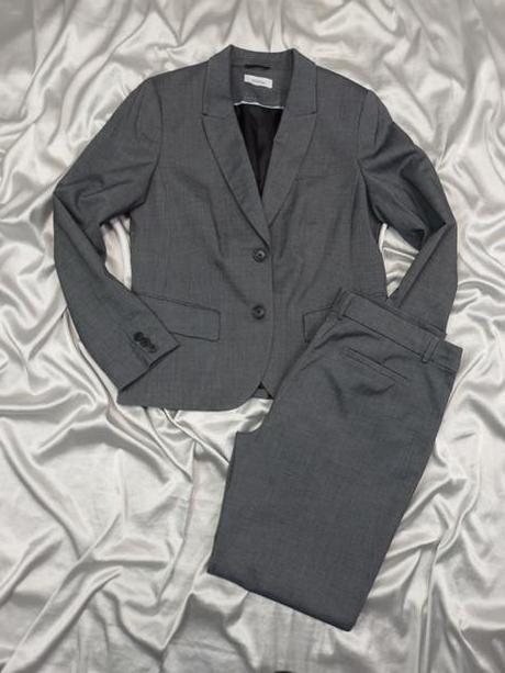 Kvalitný dámsky kostým, c&a,42