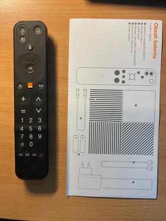 Diaľkový tv ovládač,