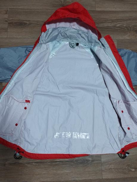 Tenká pláštenka do dažďa, 152