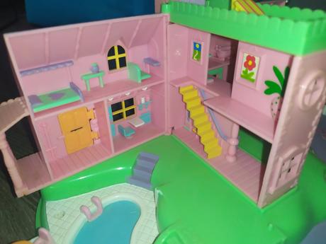 Polly pocket polly's dream world,