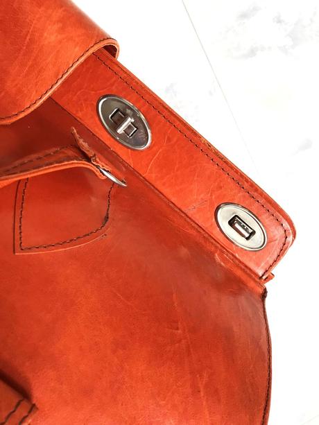 Kožená cestovná taška,