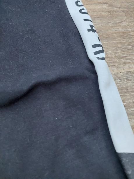 Hrubšie tepláky č.140, reserved,140