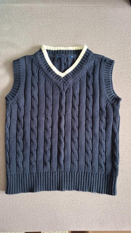 Vesta john lewis 122/128, john lewis,122