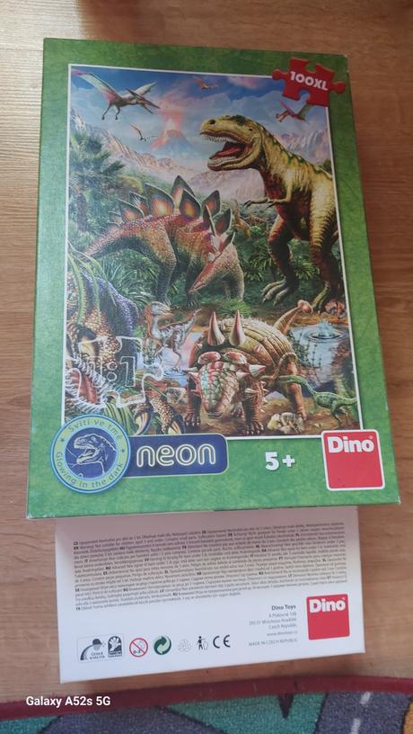 Dino neon puzzle,