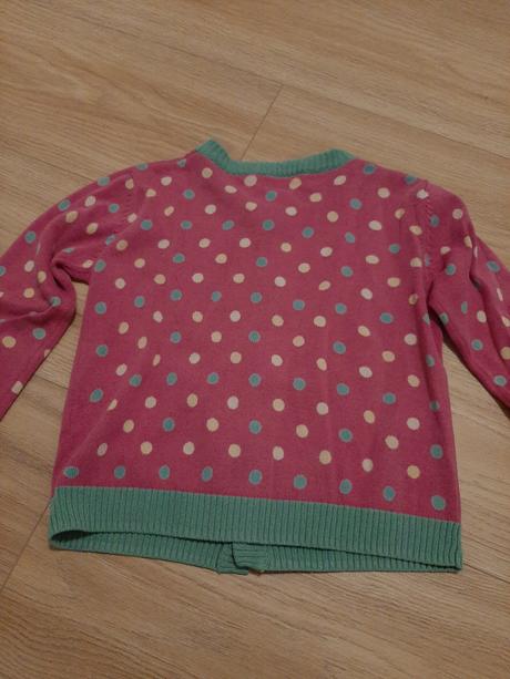 Bodkovaný svetrík 4-5 r, 104