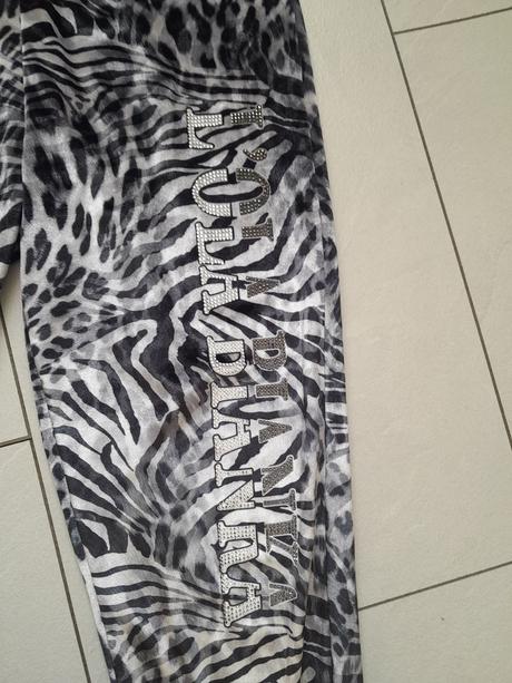 Lola bianka leginy, s
