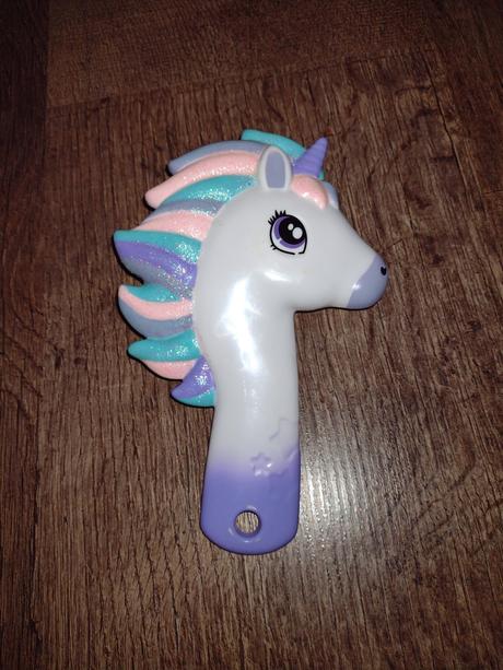 Kefa na vlasy jednorožec, 