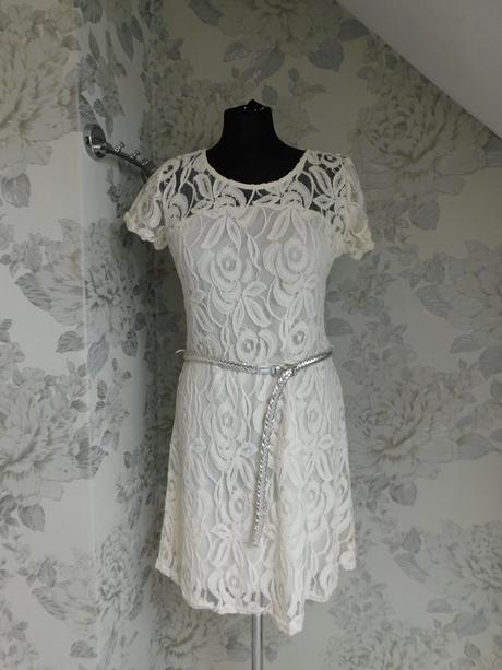 Pekne čipkovane šaty, yessica,38