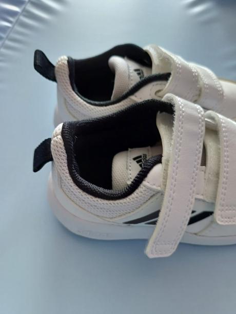 Tenisky, adidas,23