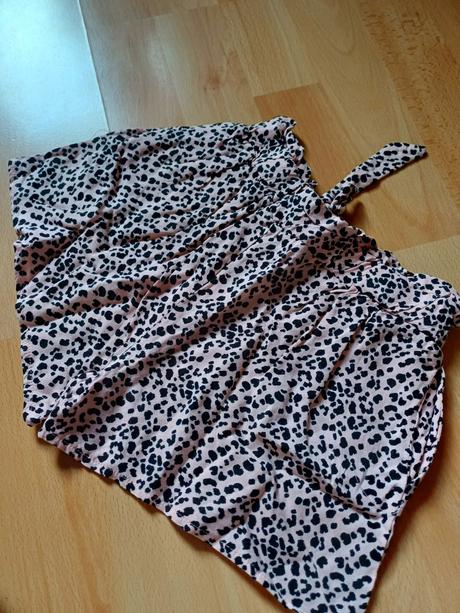 Ľahké viskózové šortky, primark,110