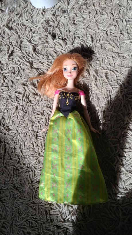 Bábika anna z frozen,