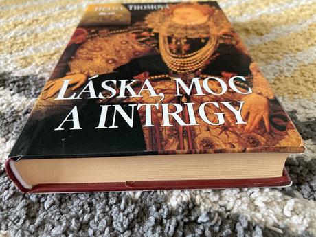 Láska, moc a intrigy (2001),