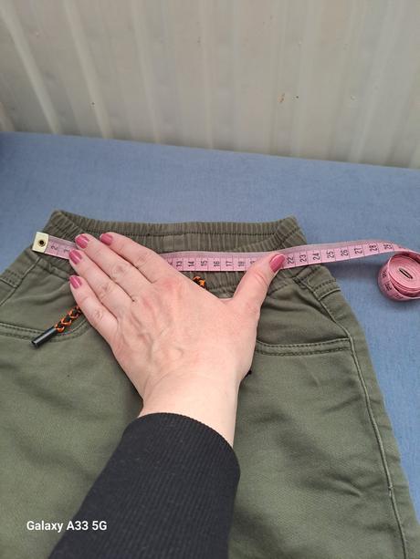 Nohavice č.cca 104, 104