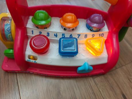 Fisher price hračka v maďarčine,