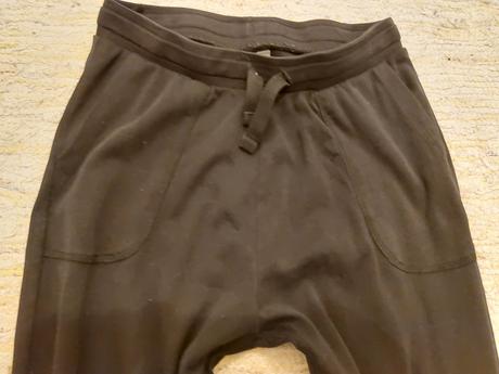 Čierne tepláky 146/152, h&m,152