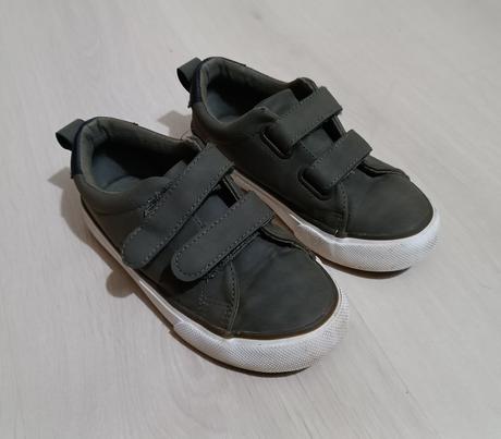 Chlapčenské poltopánky, sinsay,30