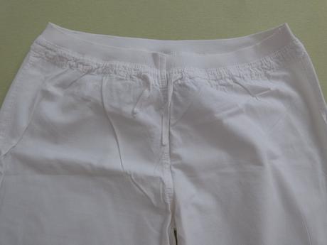 Biele 3/4 nohavice, l