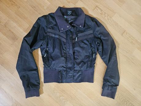 Tenšia bundička bench m /l, bench,m