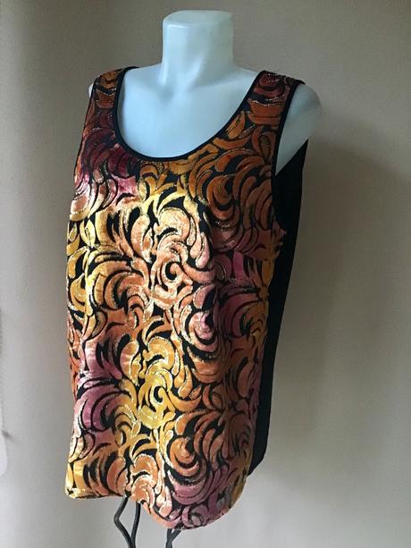 Krasny sviatočný top 2+1napoly, 44