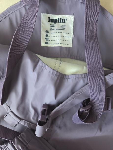 Nohavice do dažďa, lupilu,110