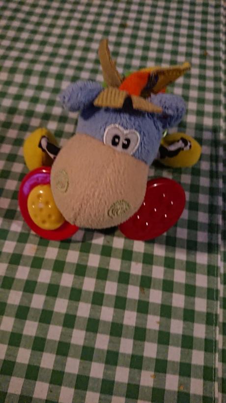 Hračka na zavesenie,