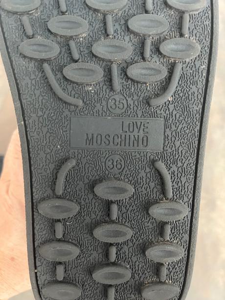 Snehule moschino 35/36, moschino,35