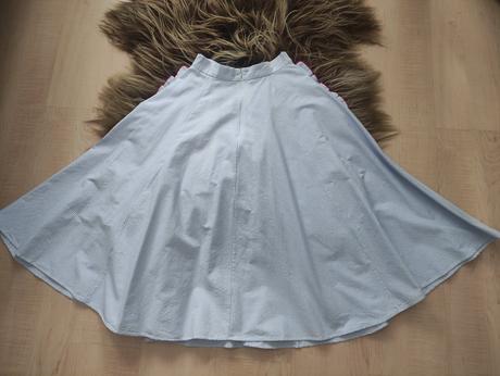 Prúžkovana sukňa, m