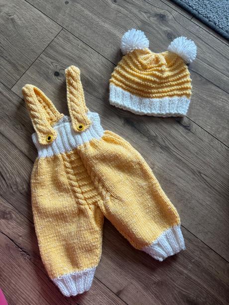 Krásny set čiapka a nohavice, 62