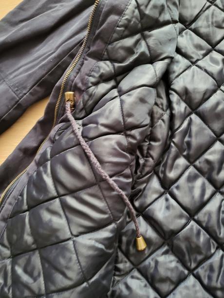 Teplá bunda, new look,38