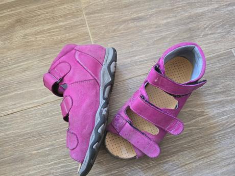 Ortopedické sandále č.34, 34