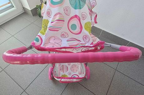 Kočík pre bábiky, 