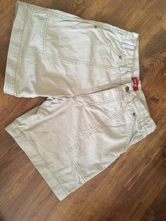 Značkové kratase, 30