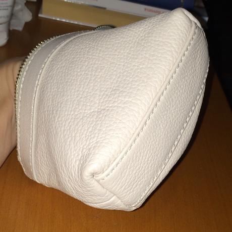 Luxusná kožená taštička,