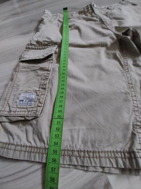 Kraťaši, esprit,32