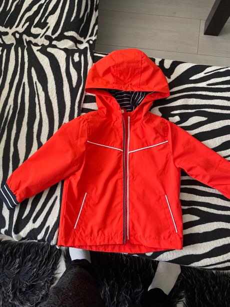 Predam tenkú vetrovku ako nová raz oblečená, f&f,92