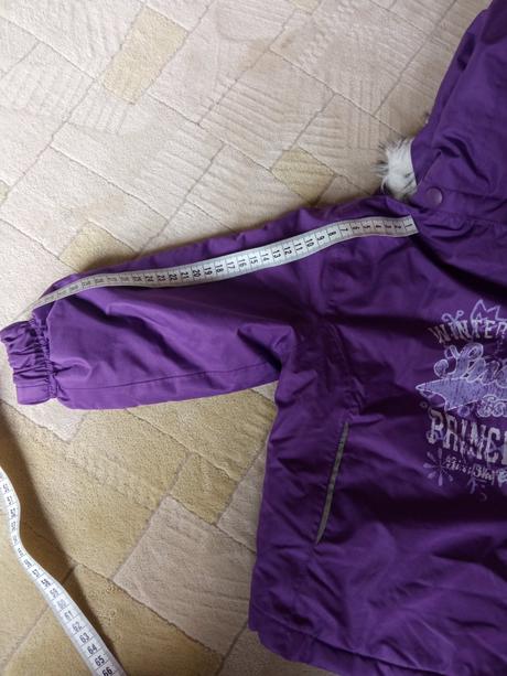 Bunda s pasom, lupilu,86