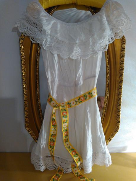 Biele šaty s volánom, h&m,s