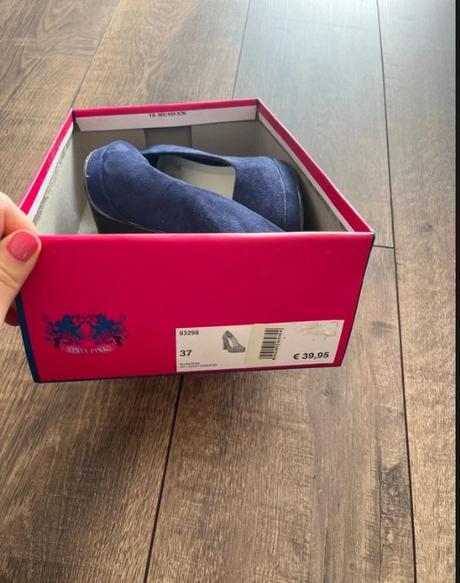 Modré lodicky 37 semisové, 37