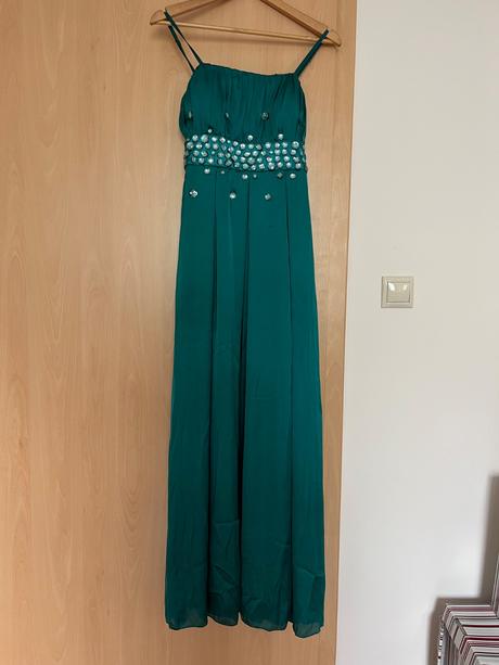 Spoločenské / plesové šaty, s