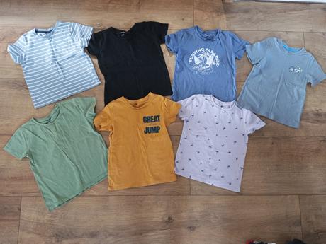 Krátke tričká 104/110, sinsay,110