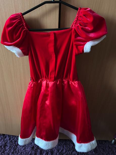 Santa šaty veľ. 122/128, 