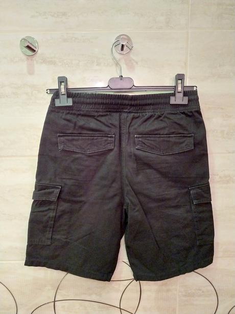 Šortky, h&m,152